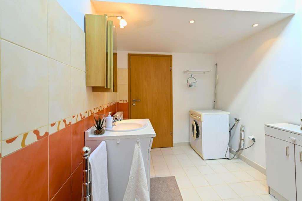 Ferienhaus L'evasion En Pierre Piscine Et Etang Prive
