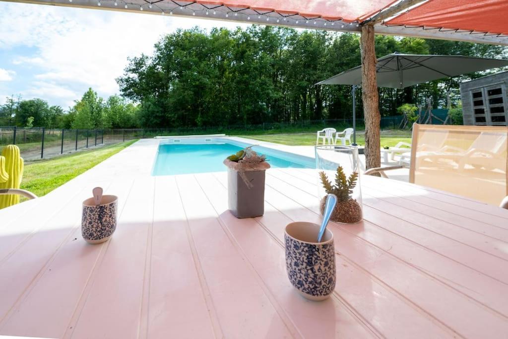 Ferienhaus L'evasion En Pierre Piscine Et Etang Prive Sevremoine